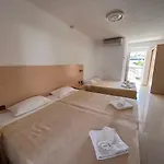 Grand Victoria Hotel 2*