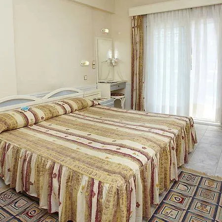 Ξενοδοχείο Grand Victoria
