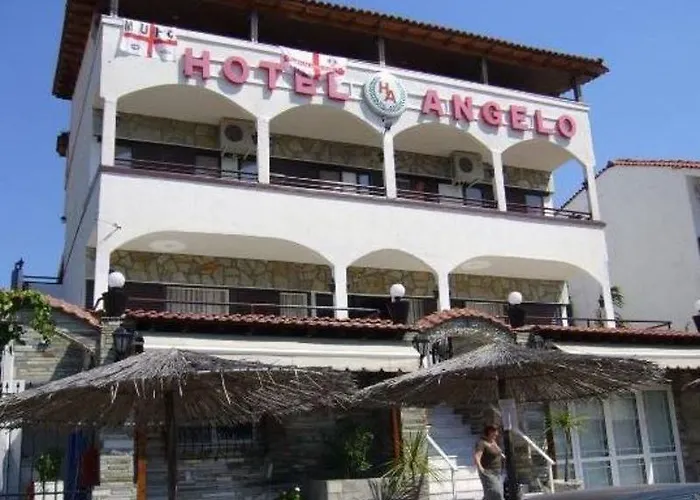 Grand Victoria Hotel 2*
