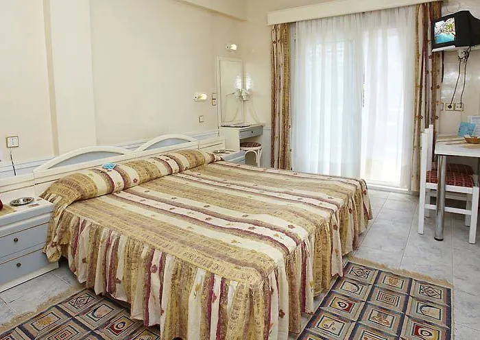 Hotel Grand Victoria