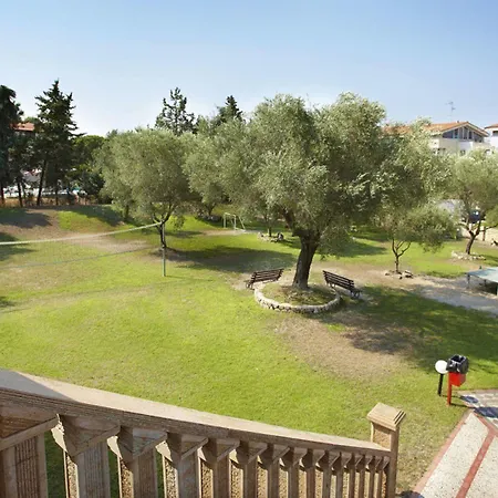 Hotel Grand Victoria Hanioti