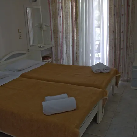 Hotel Grand Victoria Hanioti