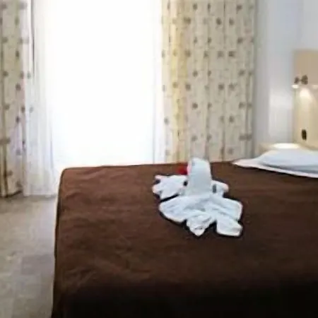 Hotel Grand Victoria Hanioti