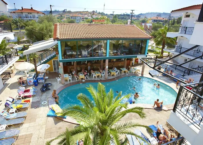 Отель Grand Victoria