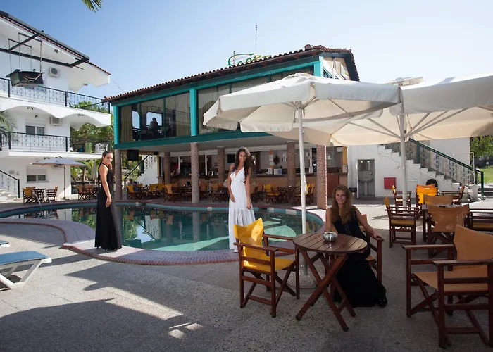 Отель Grand Victoria