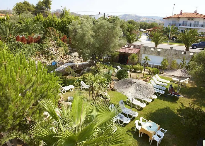 Grand Victoria Отель Ханиоти